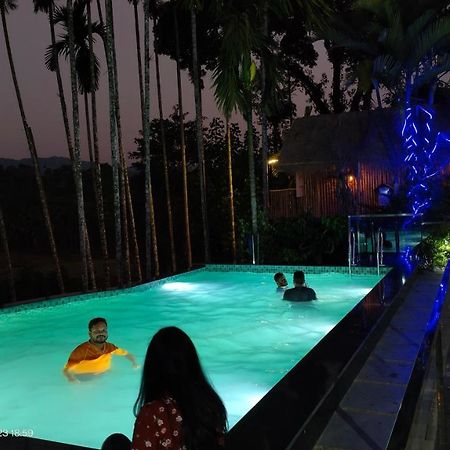 Pool Side Villa'S Of Coorg Madikeri Exterior photo