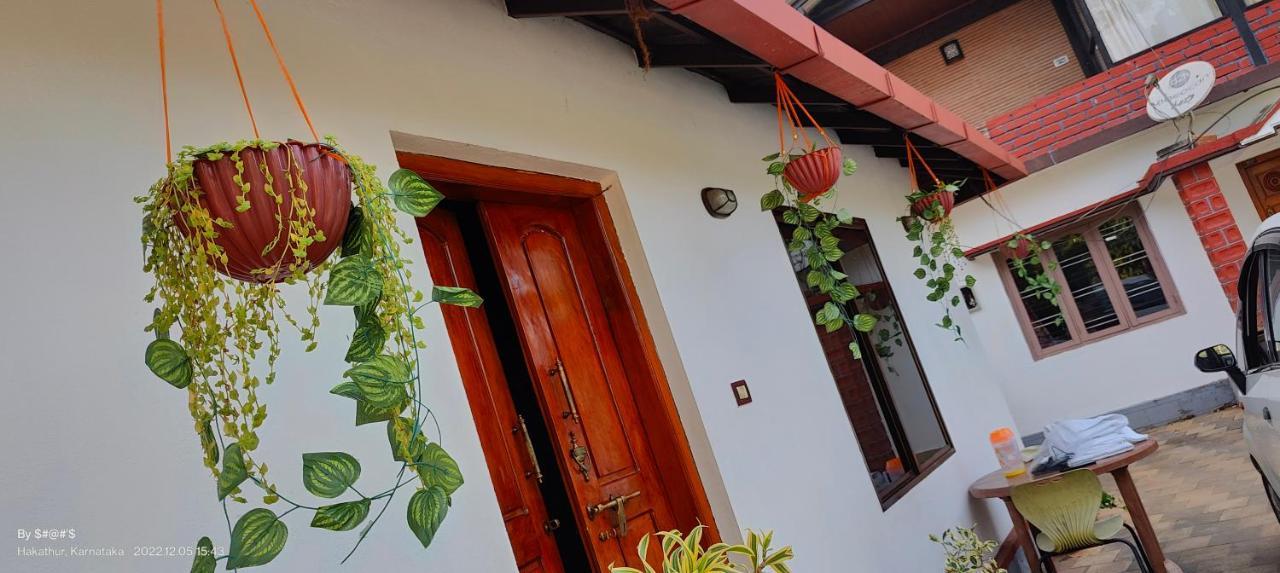 Pool Side Villa'S Of Coorg Madikeri Exterior photo